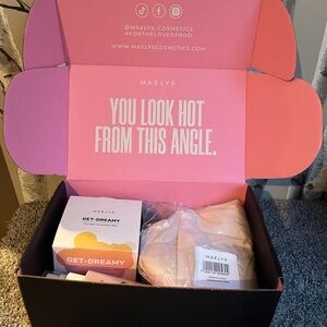 MAËLYS Get-Dreamy Body Cream Set - Pink